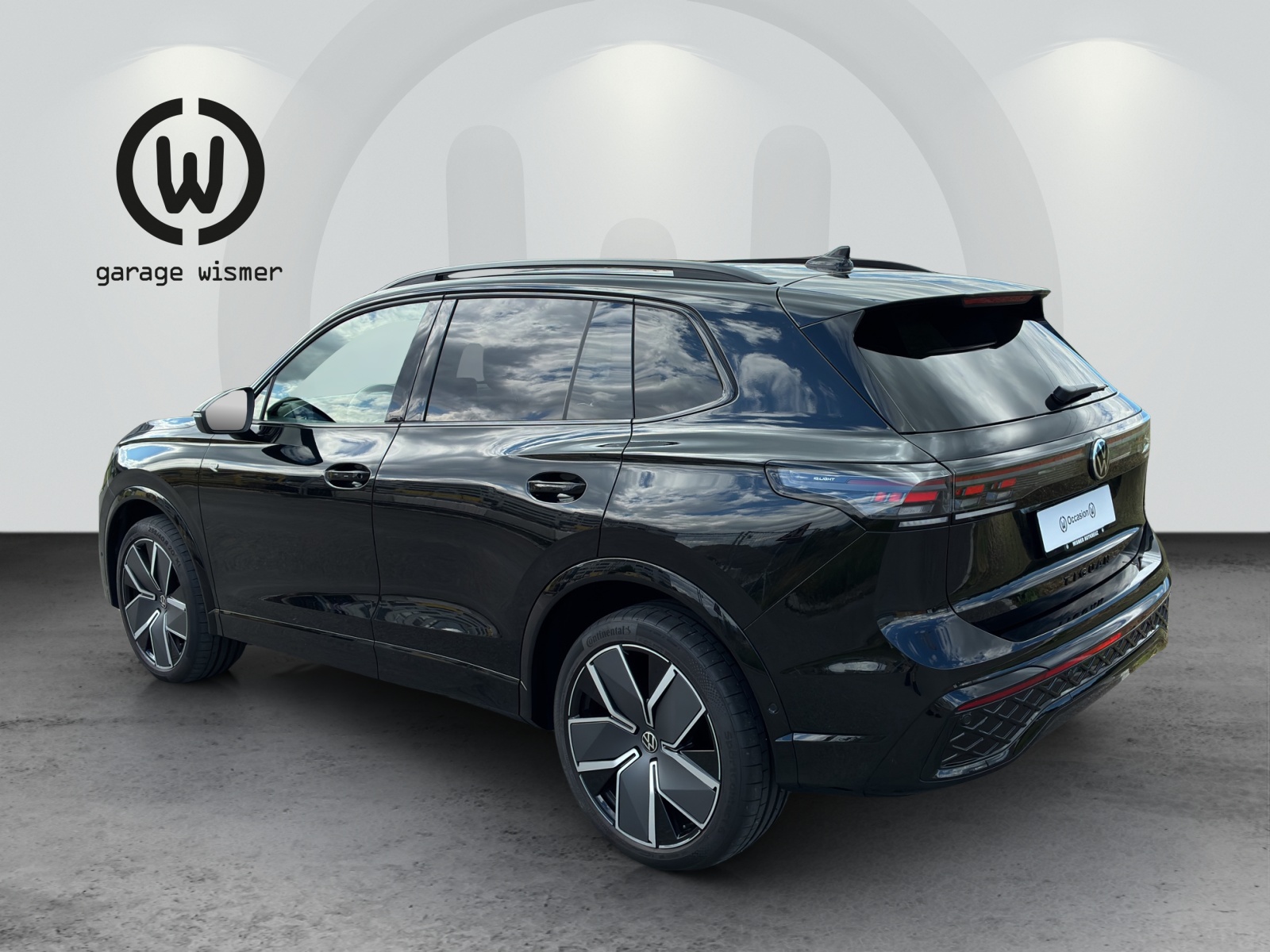 VW Tiguan 2.0 TSI DSG R-Line Plus 4Motion-showroom-element-2