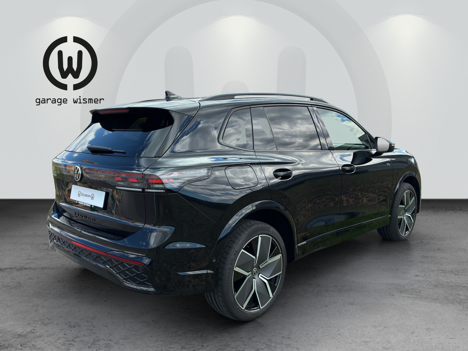 VW Tiguan 2.0 TSI DSG R-Line Plus 4Motion-showroom-element-3
