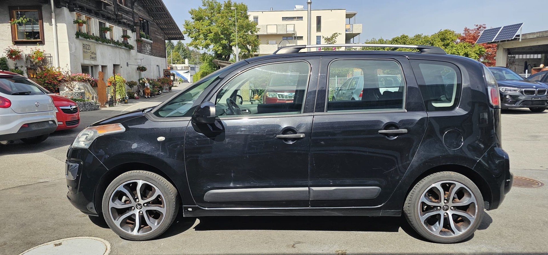 CITROEN C3 Picasso 1.2 Pure Tech Sélection-image-4