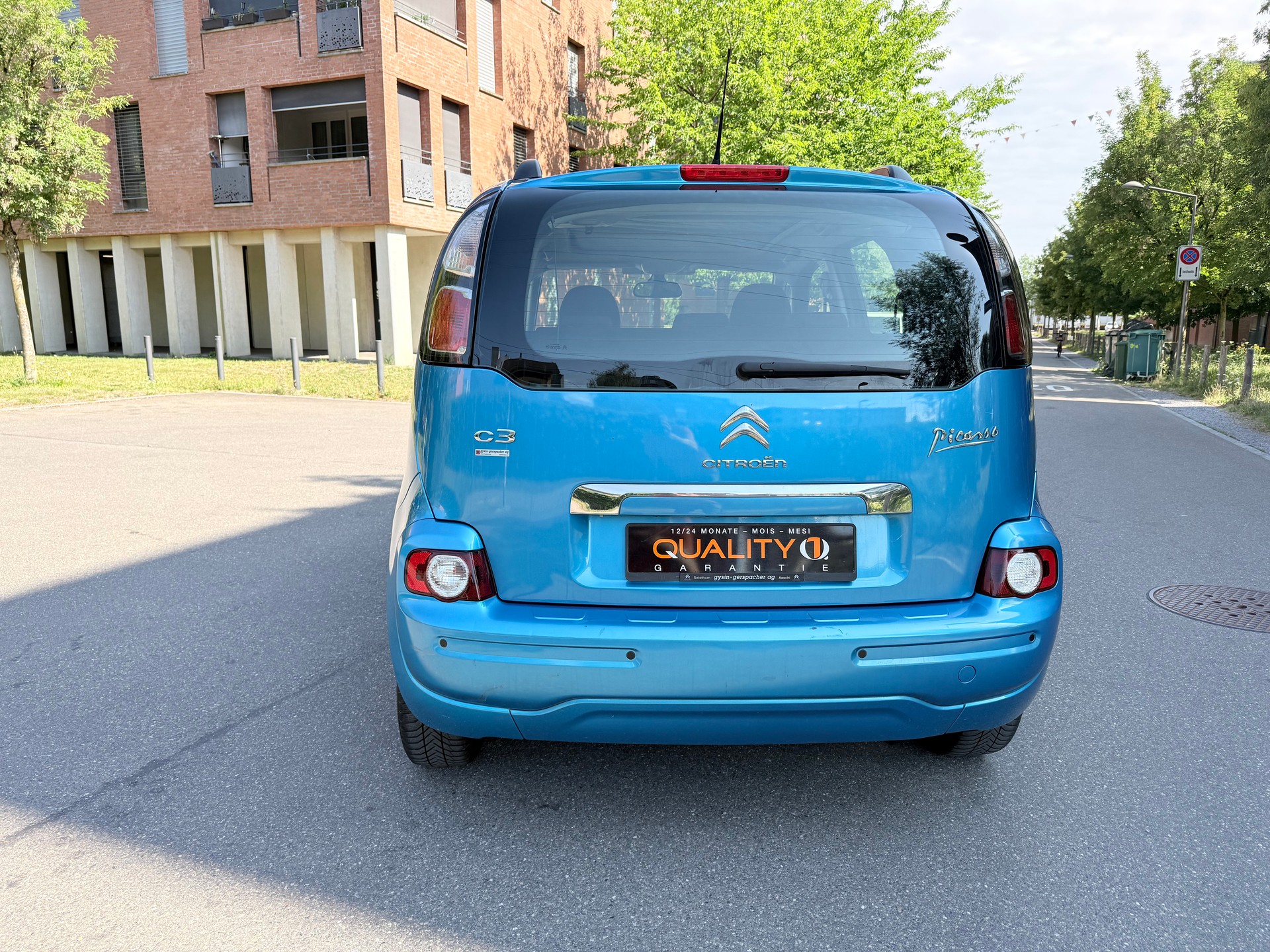 CITROEN C3 Picasso 1.4i 16V Exclusive-image-7