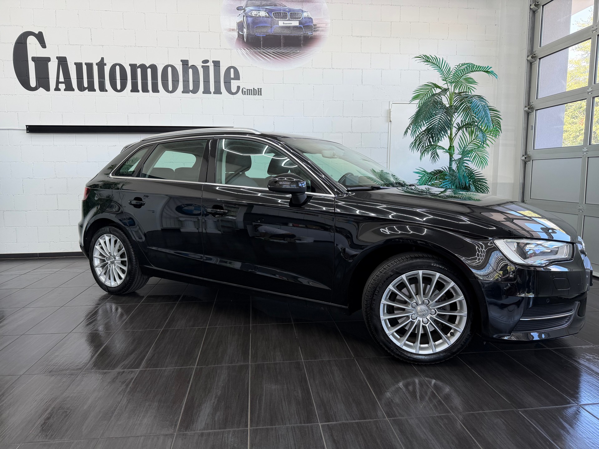 AUDI A3 Sportback 1.6 TDI Ambiente Quattro ⭐️-showroom-element-2