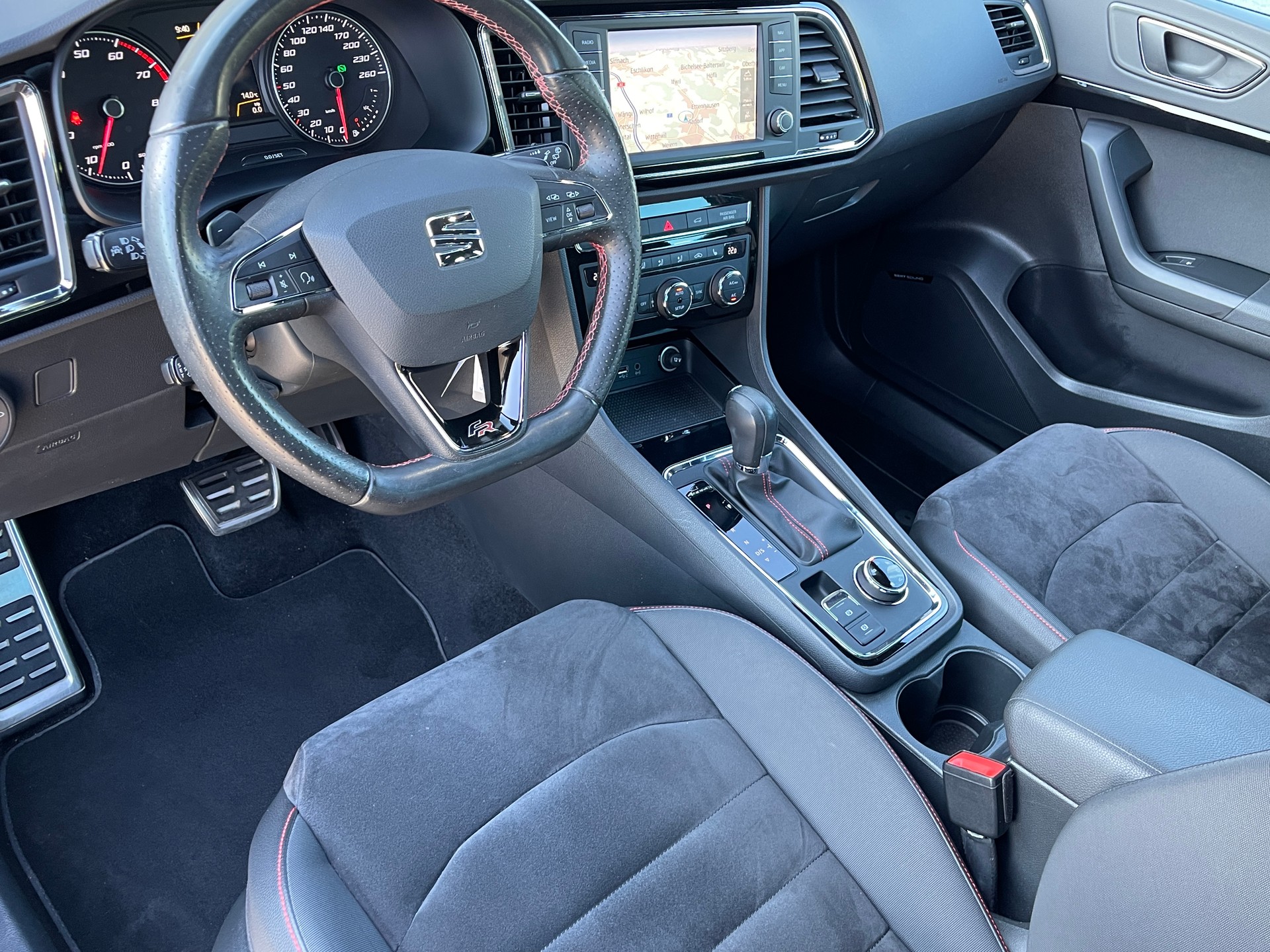 SEAT Ateca 2.0 TSI FR 4Drive DSG-image-9