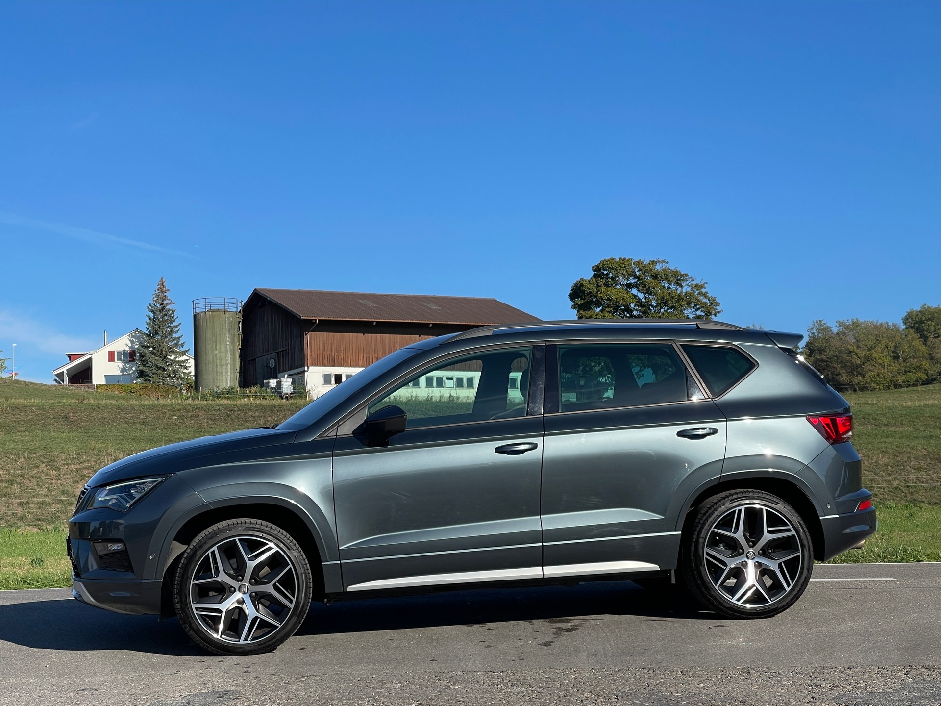 SEAT Ateca 2.0 TSI FR 4Drive DSG-showroom-element-1