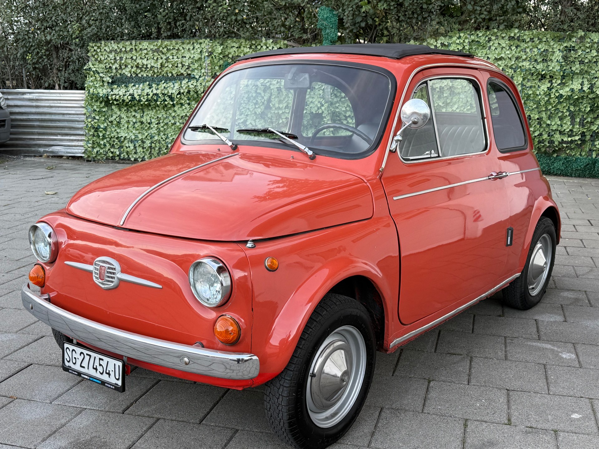 FIAT 500 L Veteranenfahrzeug-showroom-element-3