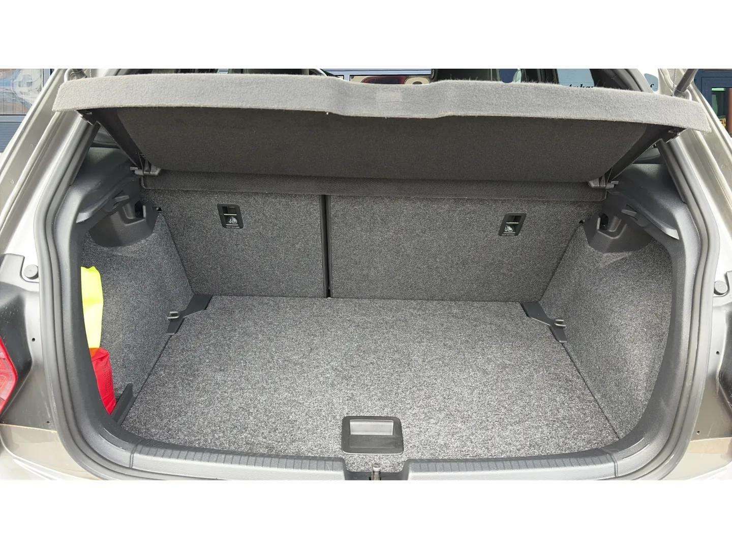 VW Polo 2.0 TSI GTI DSG mit Panoramadach & Beats Soundsystem + Leder/Alcantara-image-14