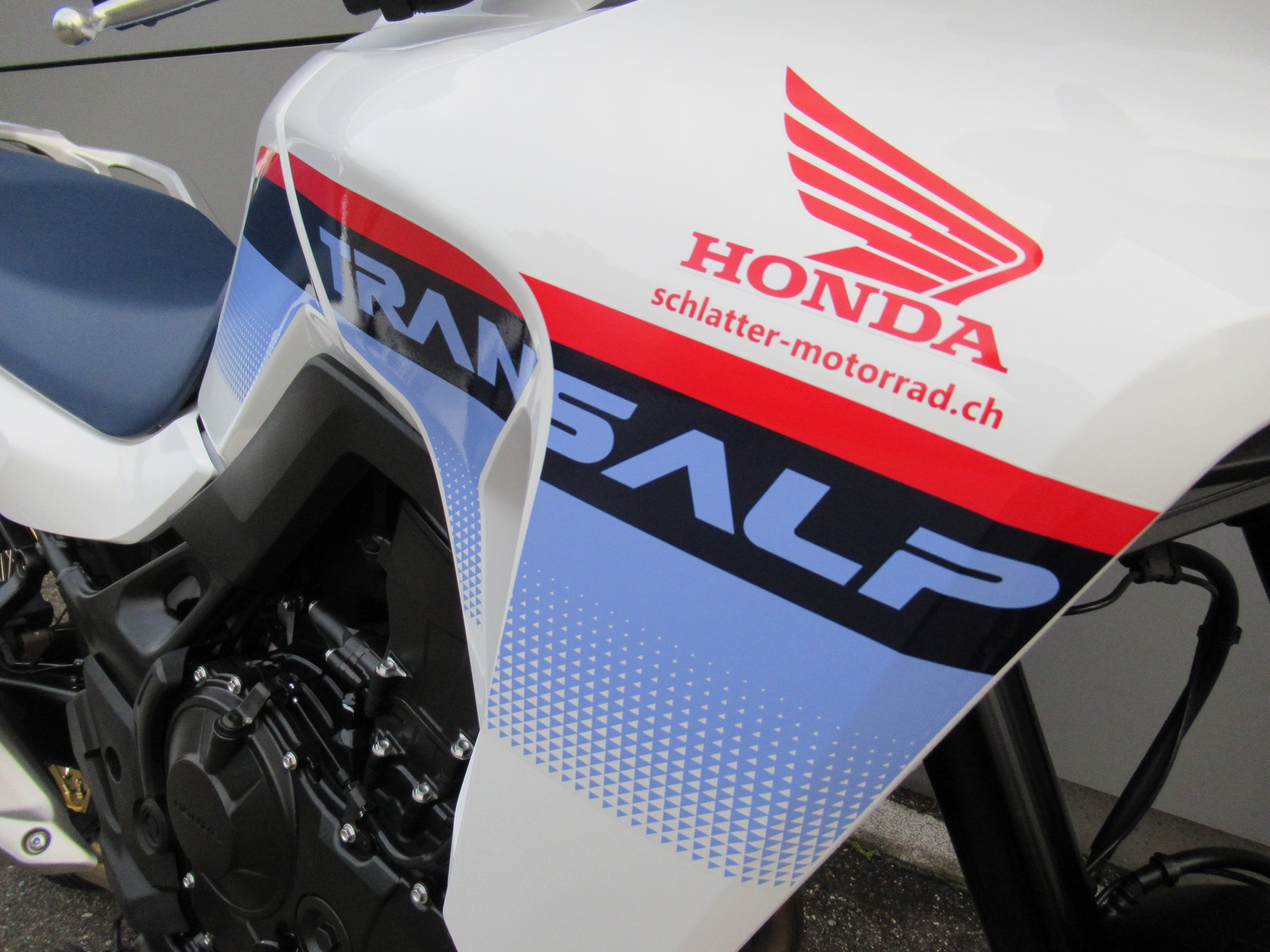 HONDA XL 750 Transalp-image-6