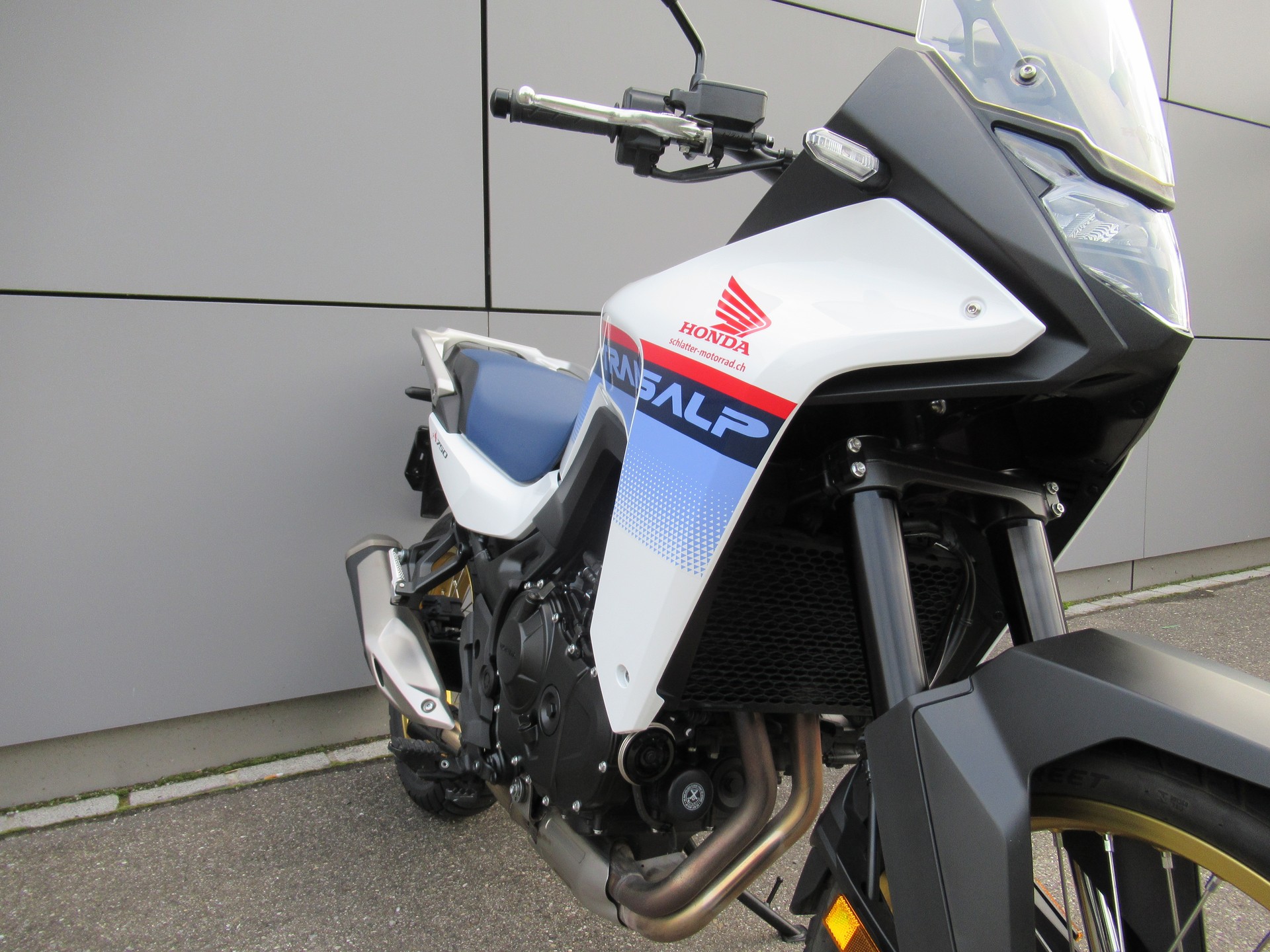 HONDA XL 750 Transalp-image-3