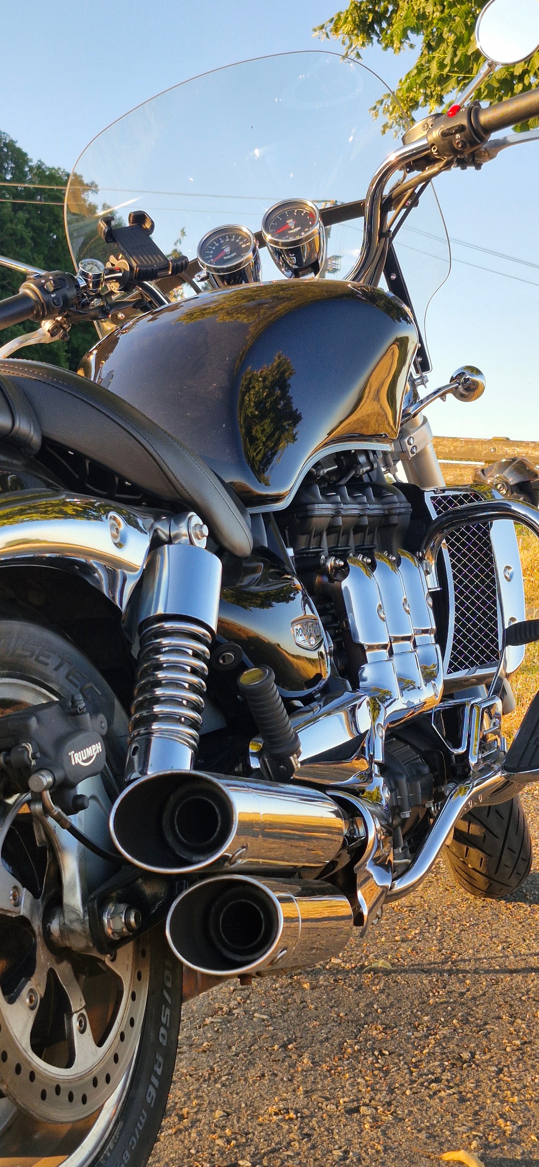 TRIUMPH Rocket III Classic-image-3