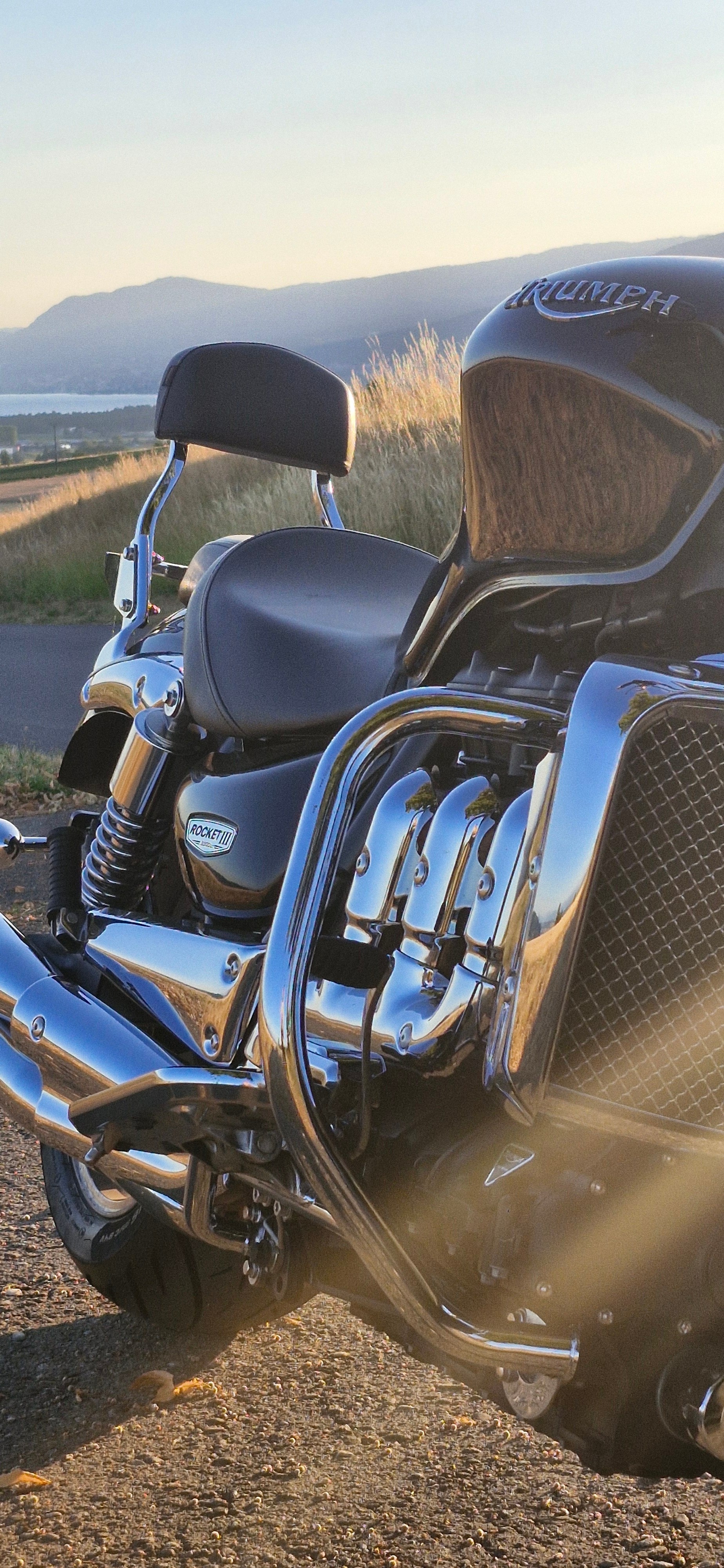TRIUMPH Rocket III Classic-image-1