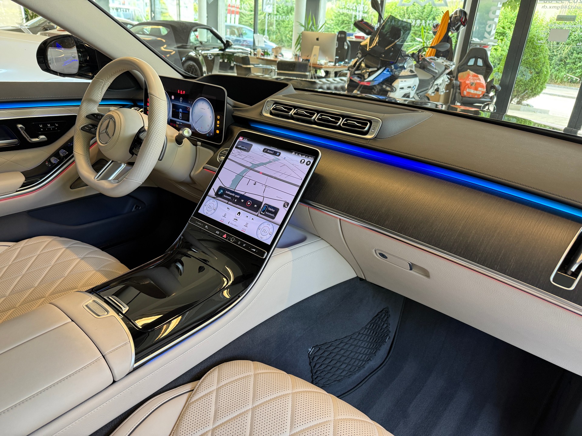 MERCEDES-BENZ S 400 d AMG Line 4matic lang-image-10