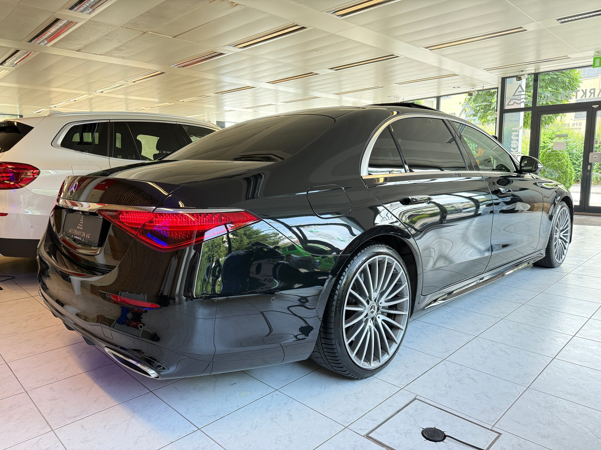 MERCEDES-BENZ S 400 d AMG Line 4matic lang-image-15