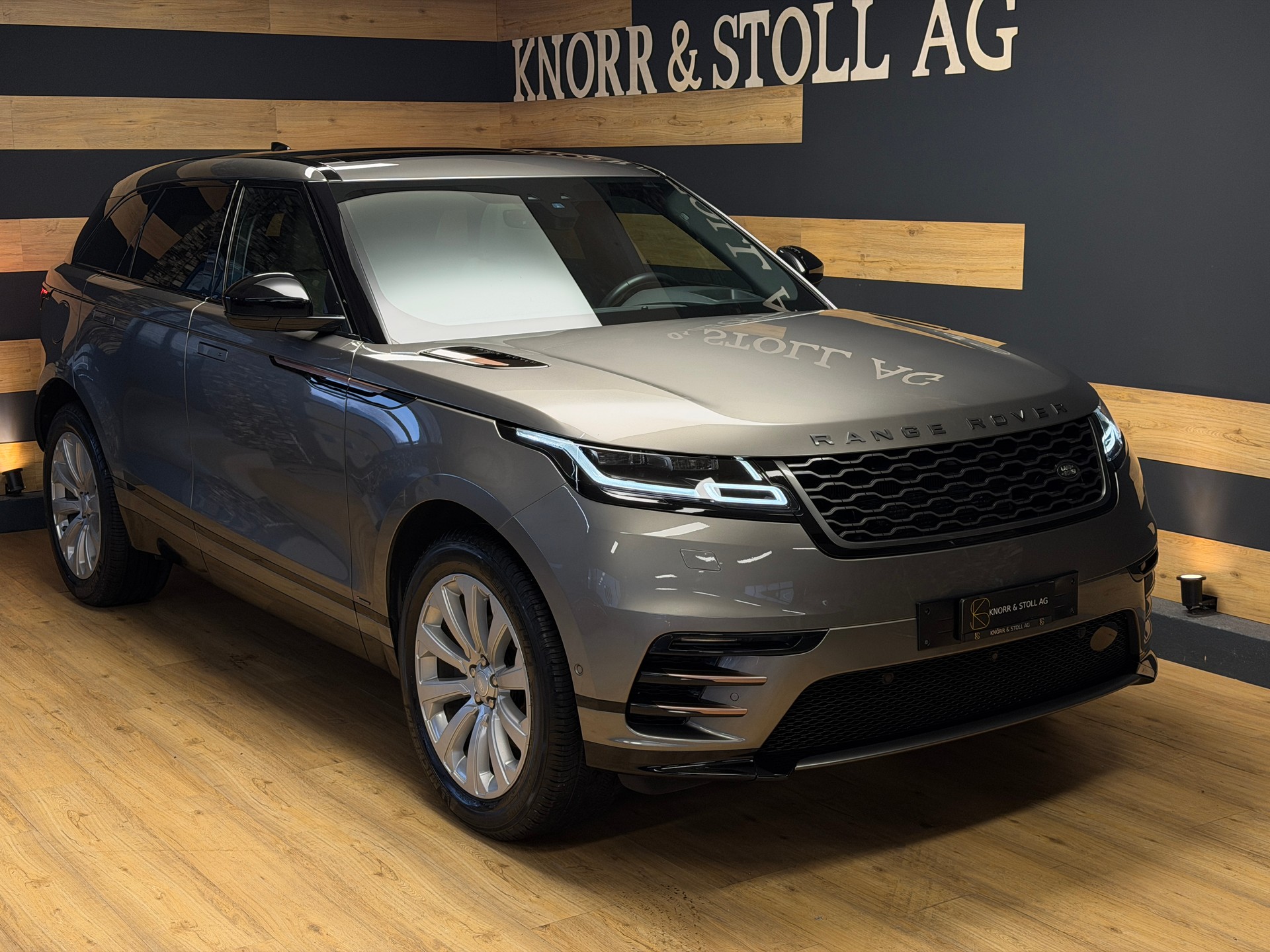 LAND ROVER Range Rover Velar R-Dynamic P 250 HSE Automatic-showroom-element-3
