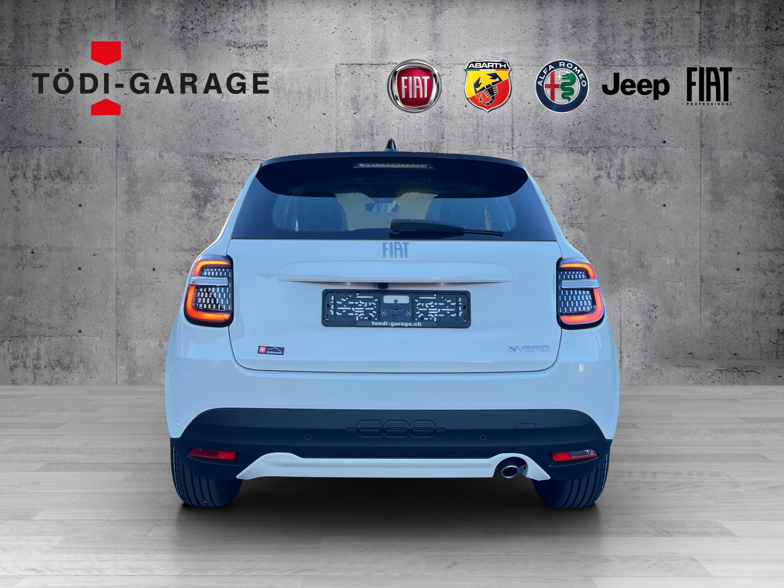 FIAT 600 1.2 Hybrid SWISS EDITION-image-4