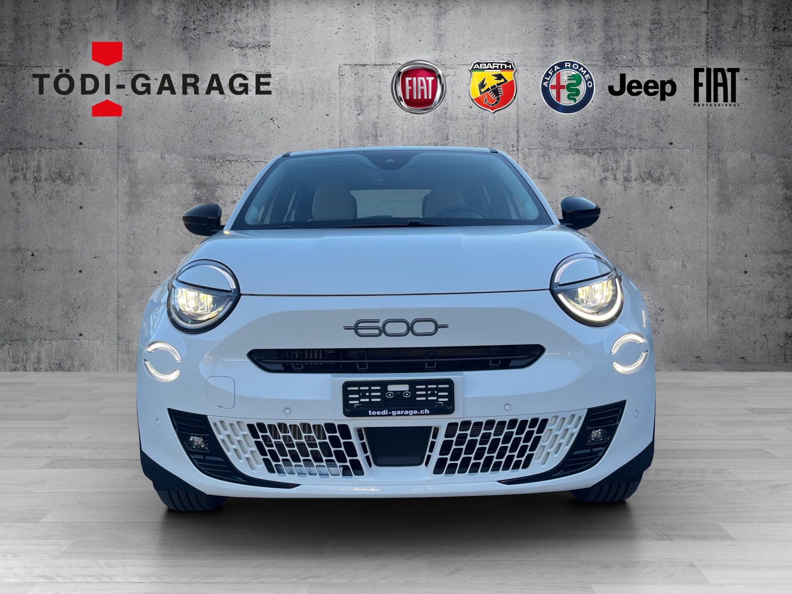FIAT 600 1.2 Hybrid SWISS EDITION-showroom-element-1