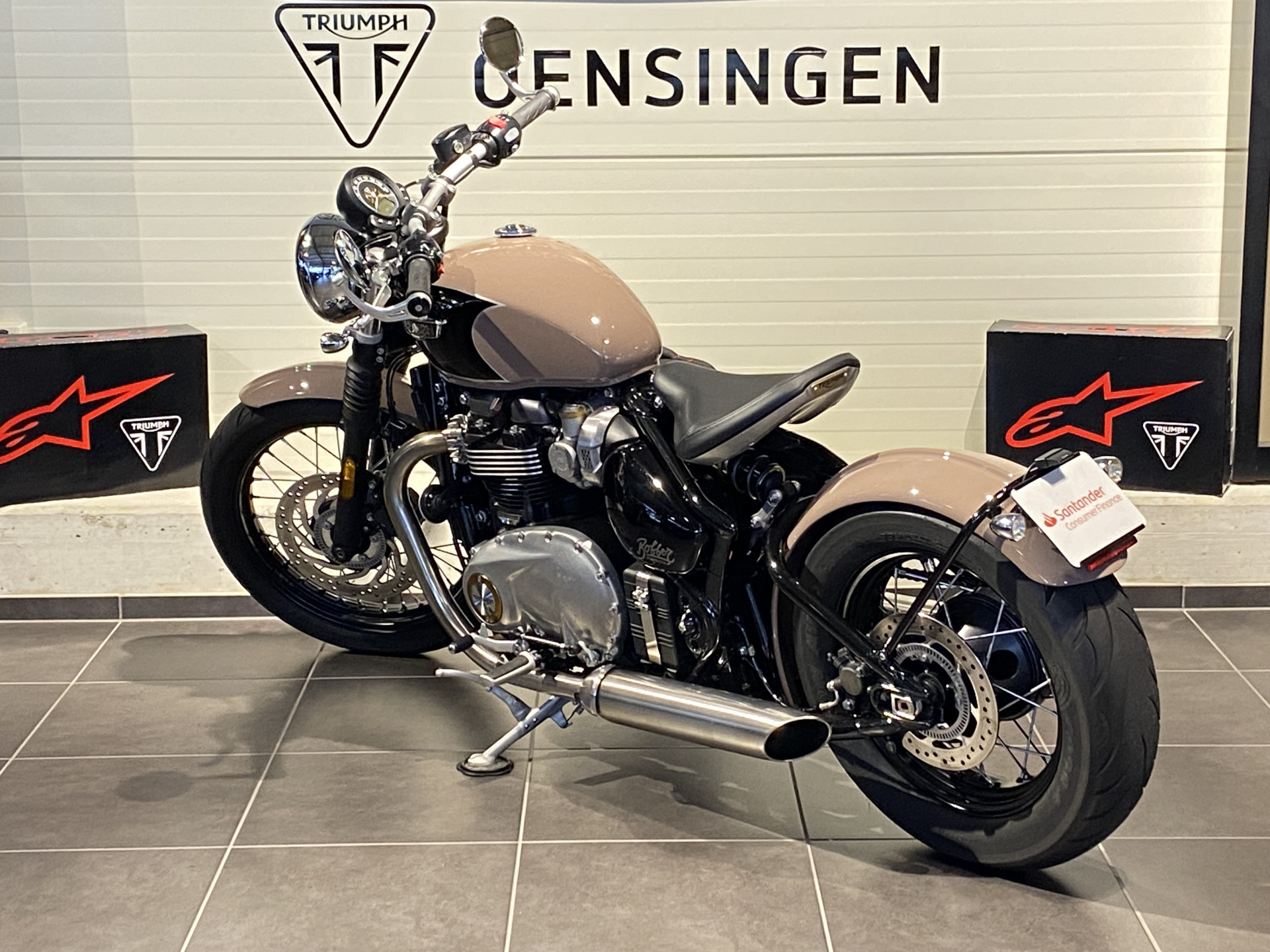 TRIUMPH Bonneville Bobber Black 1200-image-5
