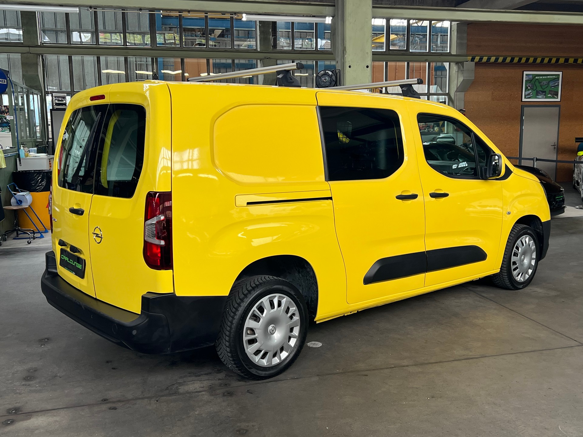 OPEL Combo 1.5 / 102Ps / Nutzlast 831 kg-image-9