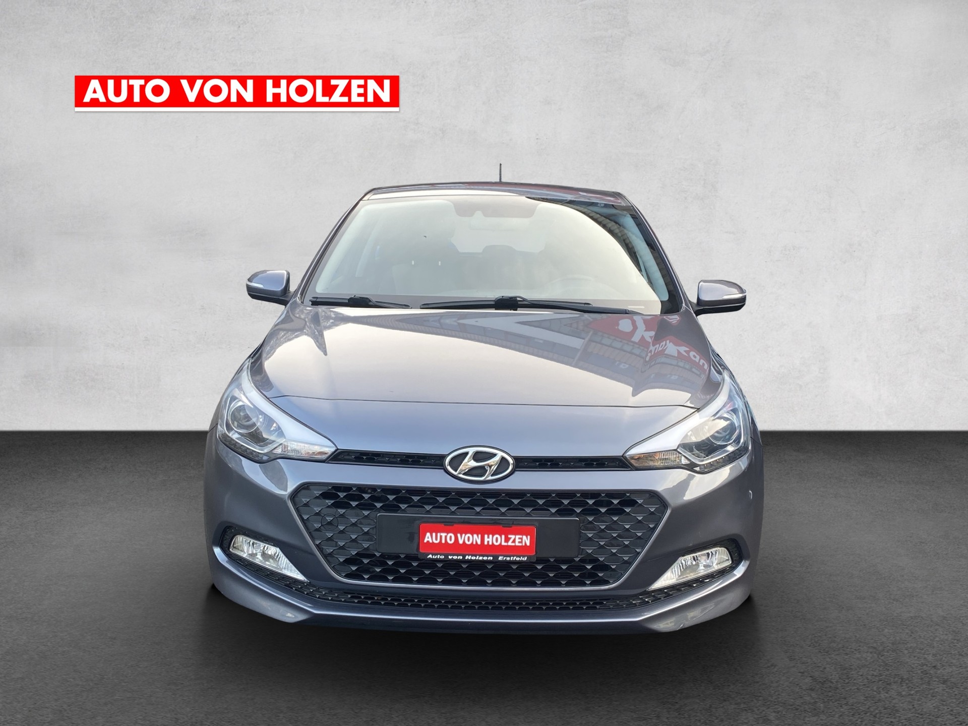 HYUNDAI i20 1.4 Amplia Automatic-image-5