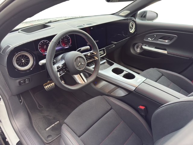MERCEDES-BENZ CLA 220 8G-DCT 4Matic-image-6