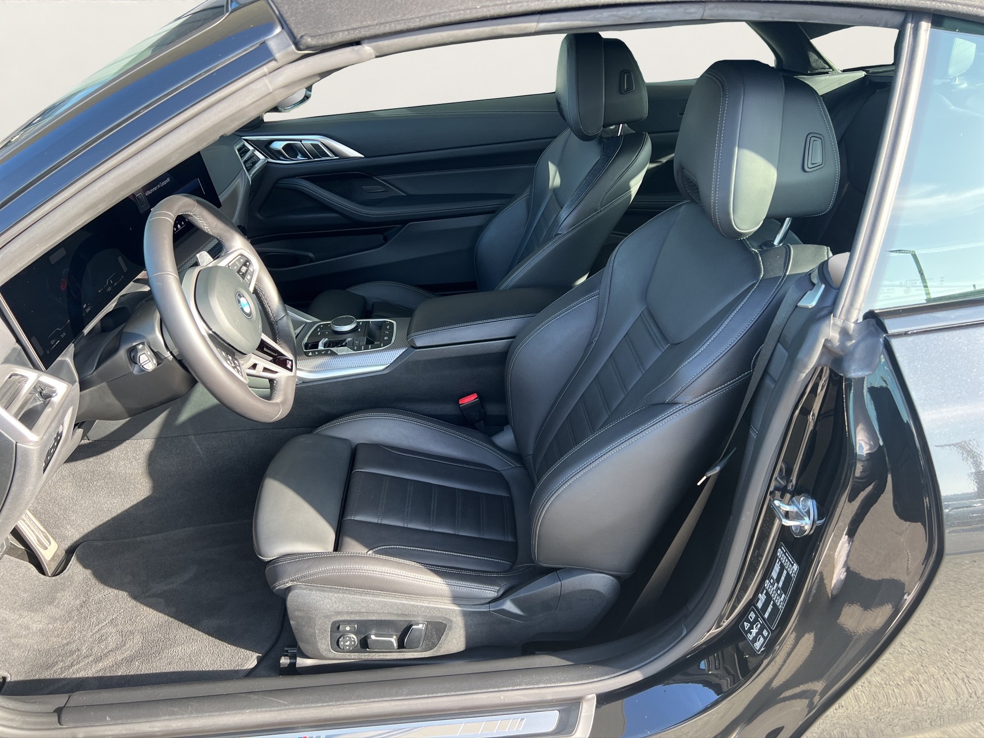 BMW 430i xDr Cabrio M Sport-image-9