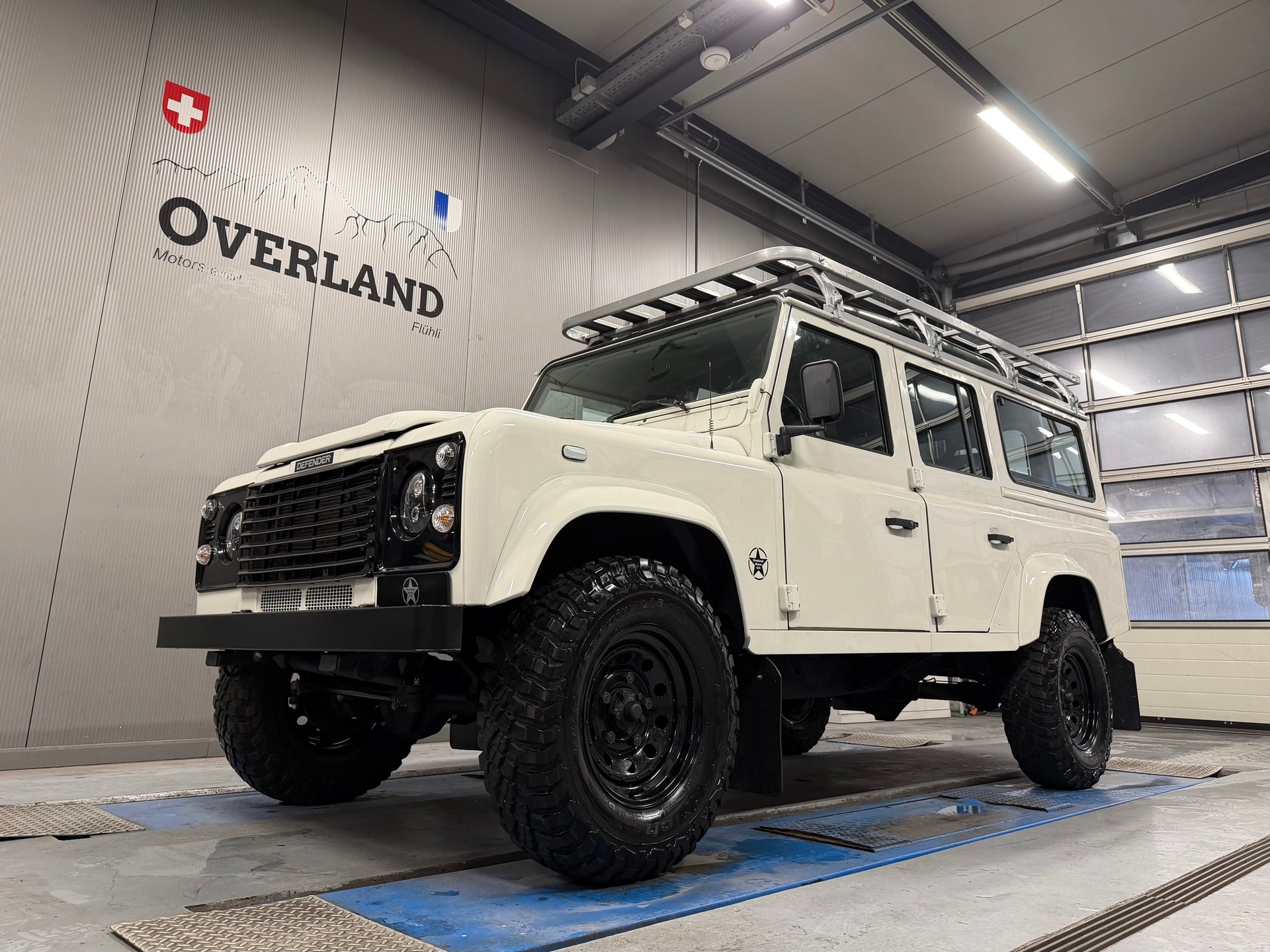 LAND ROVER Defender 110 SW 2.5 Td5-image-7