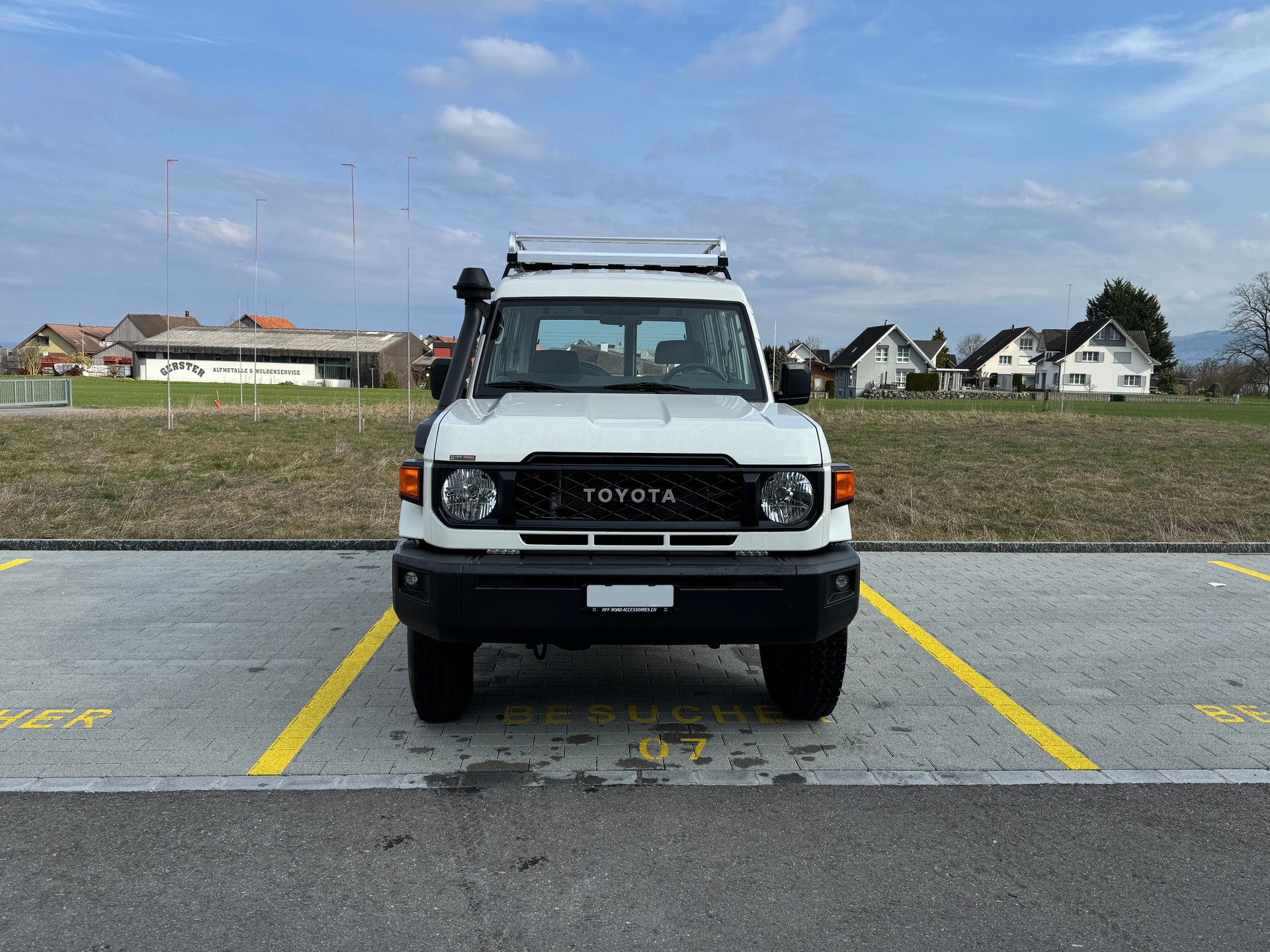 TOYOTA Land Cruiser GRJ78 4.0 V6