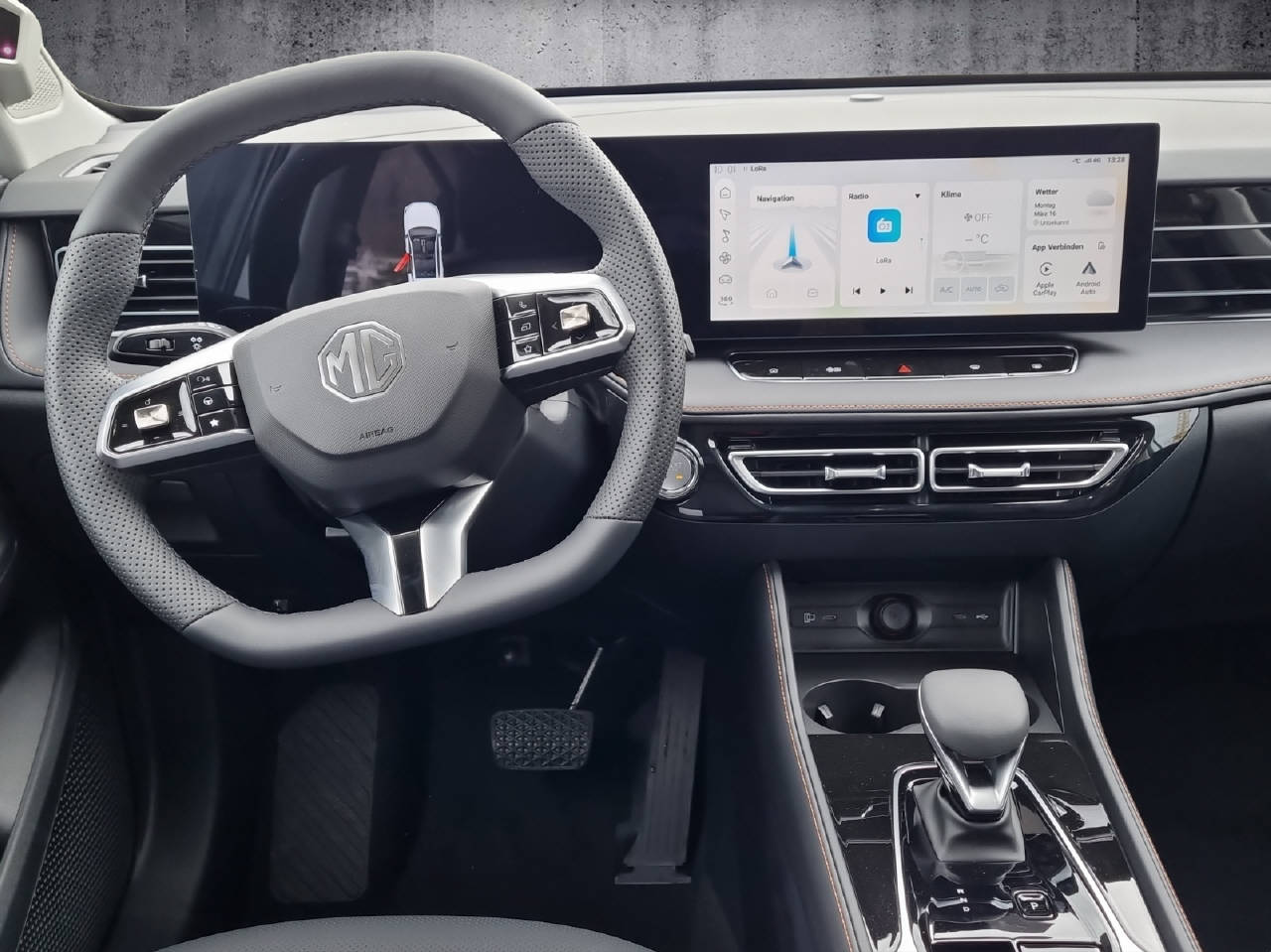 MG HS 1.5 Hybrid Luxury-image-5