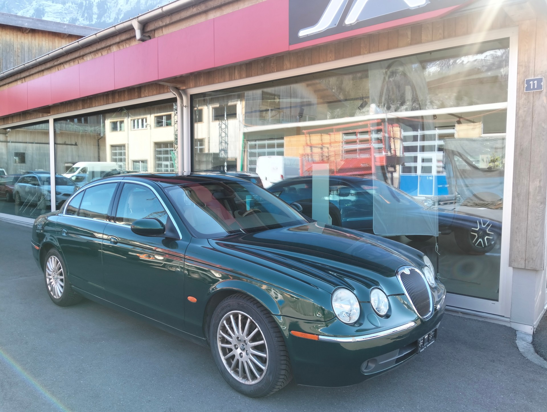 JAGUAR S-Type 2.7d V6 Executive-image-9