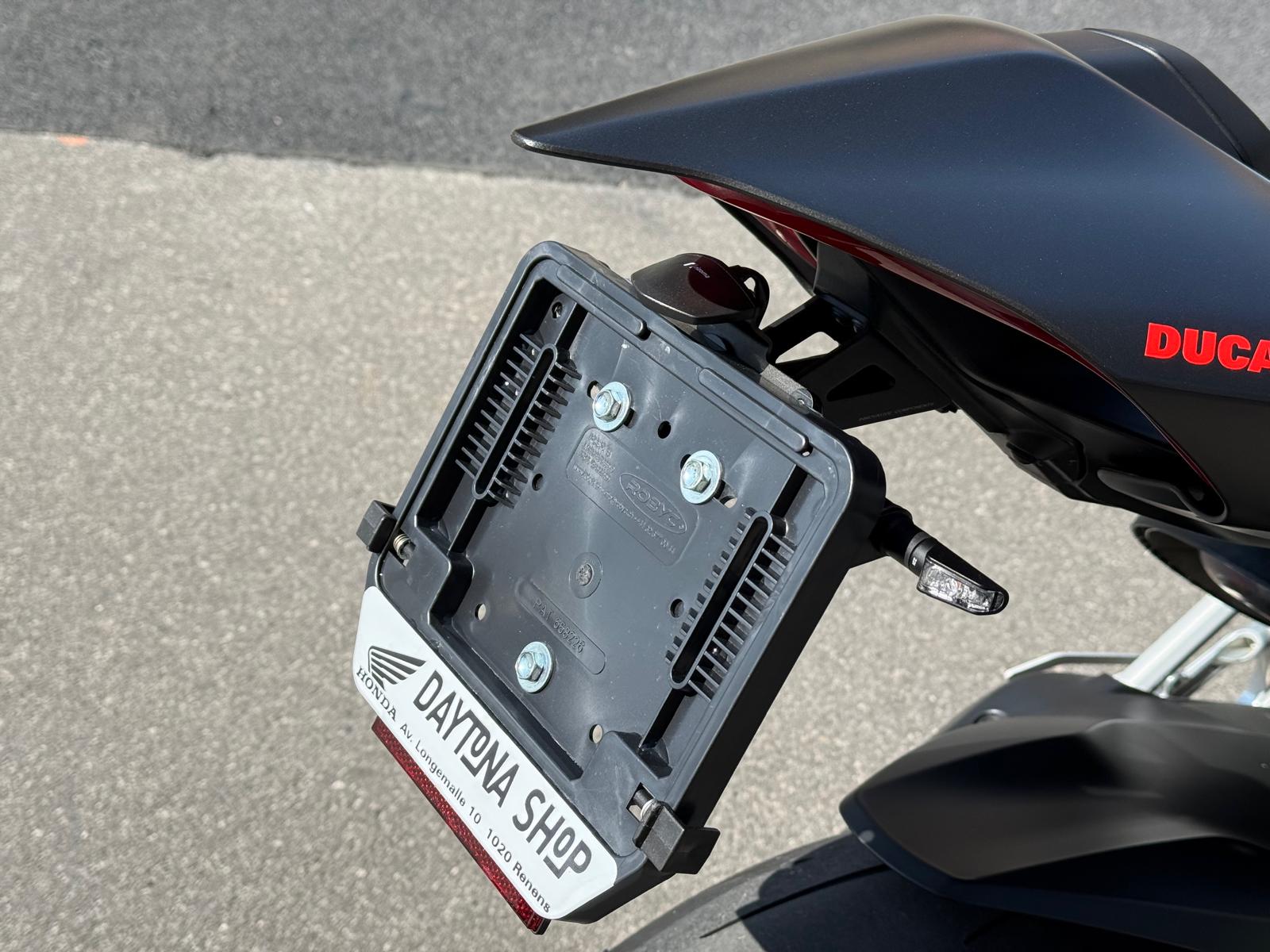 DUCATI Panigale V2-image-8