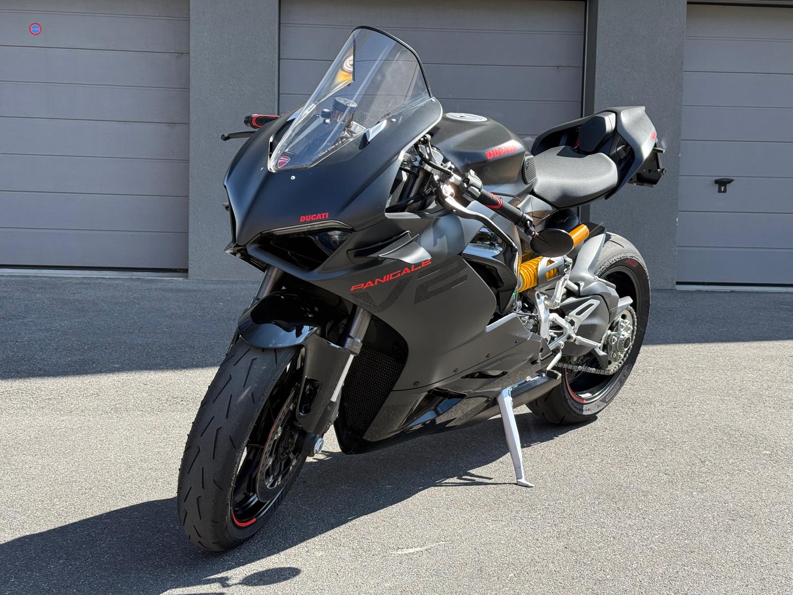 DUCATI Panigale V2-image-0