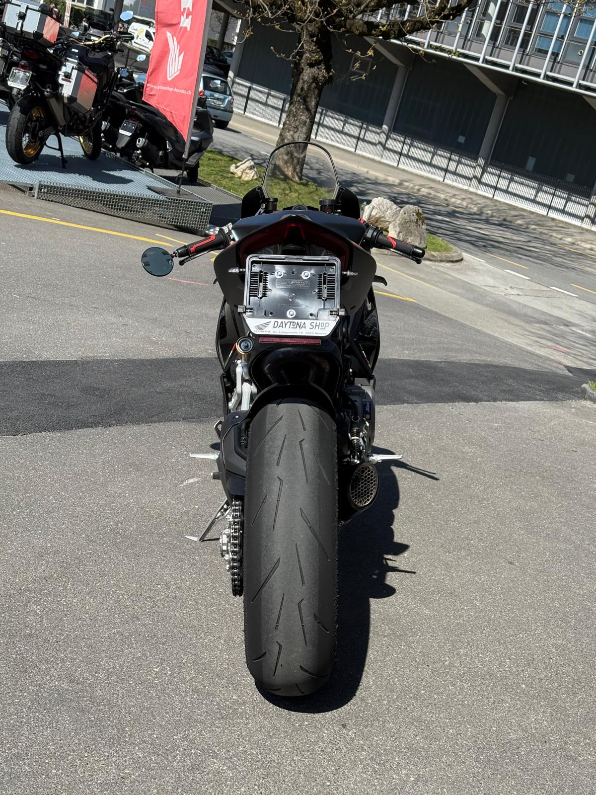 DUCATI Panigale V2-image-5