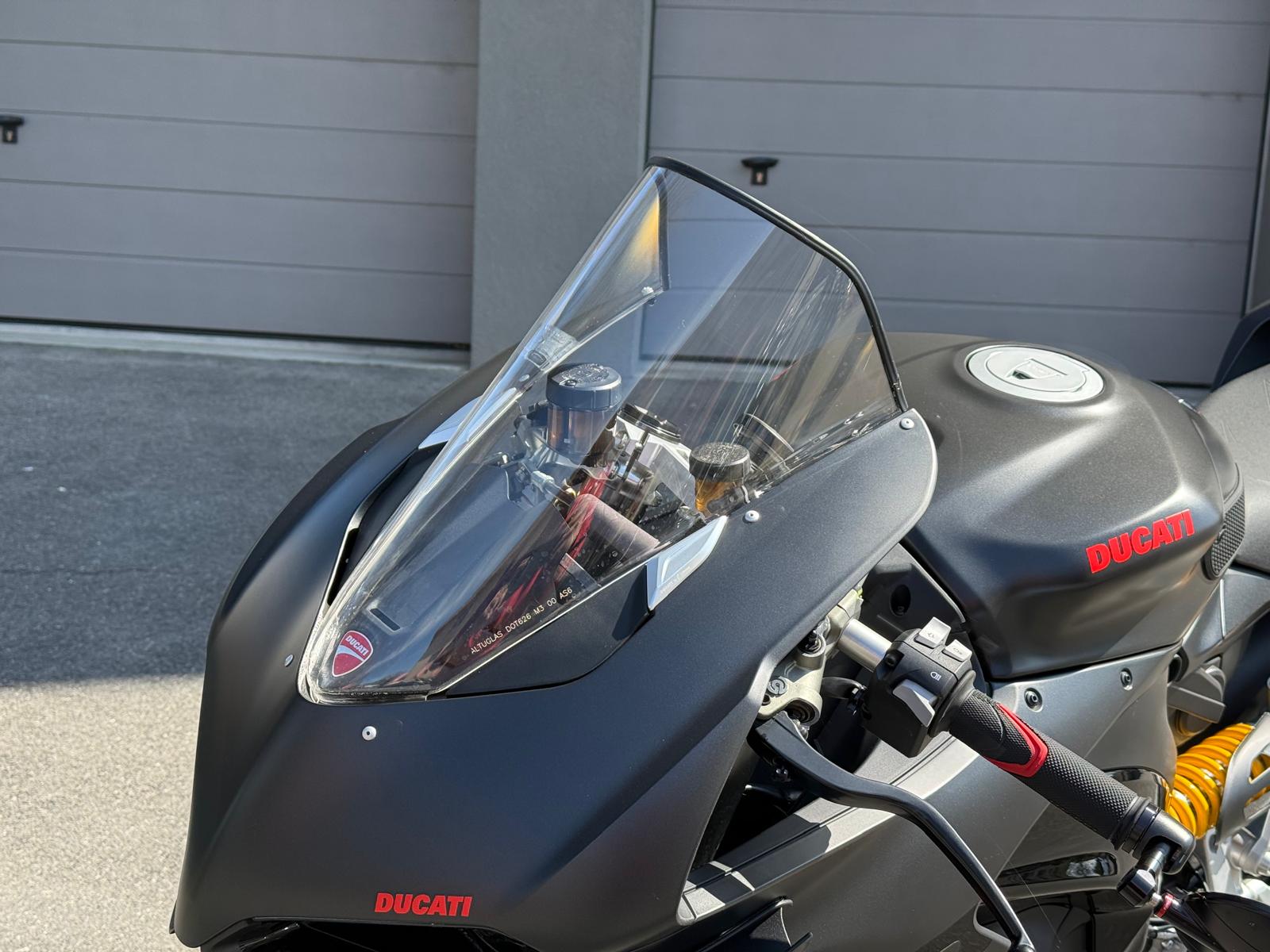 DUCATI Panigale V2-image-9