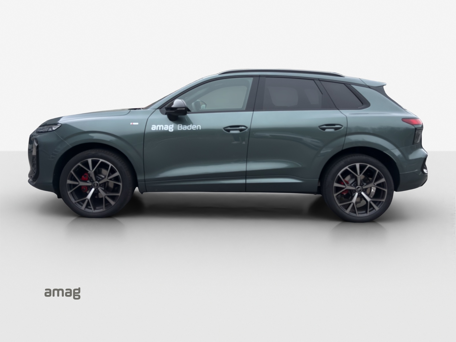 AUDI Q3 SUV 110 kW TFSI S tronic-showroom-element-1