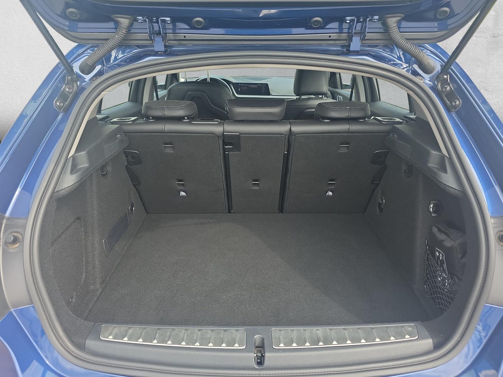 BMW 118i Sport Line Steptronic F40 (CH)-image-9