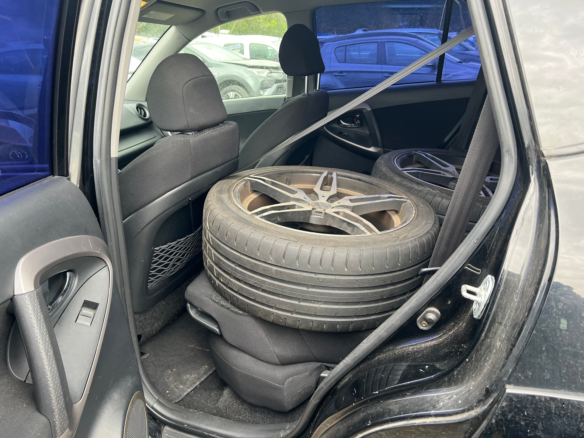 TOYOTA RAV-4 2.2D-4 D CleanPower Linea Luna-image-5
