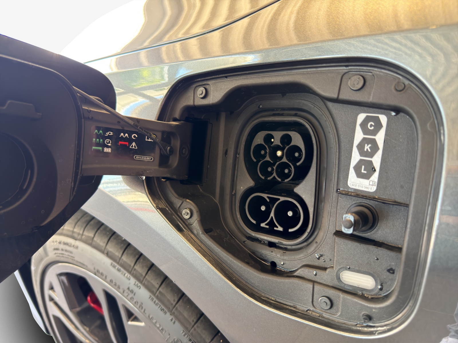 AUDI A3 Sportback TFSI e 200 kW S line Attraction S tronic-image-15