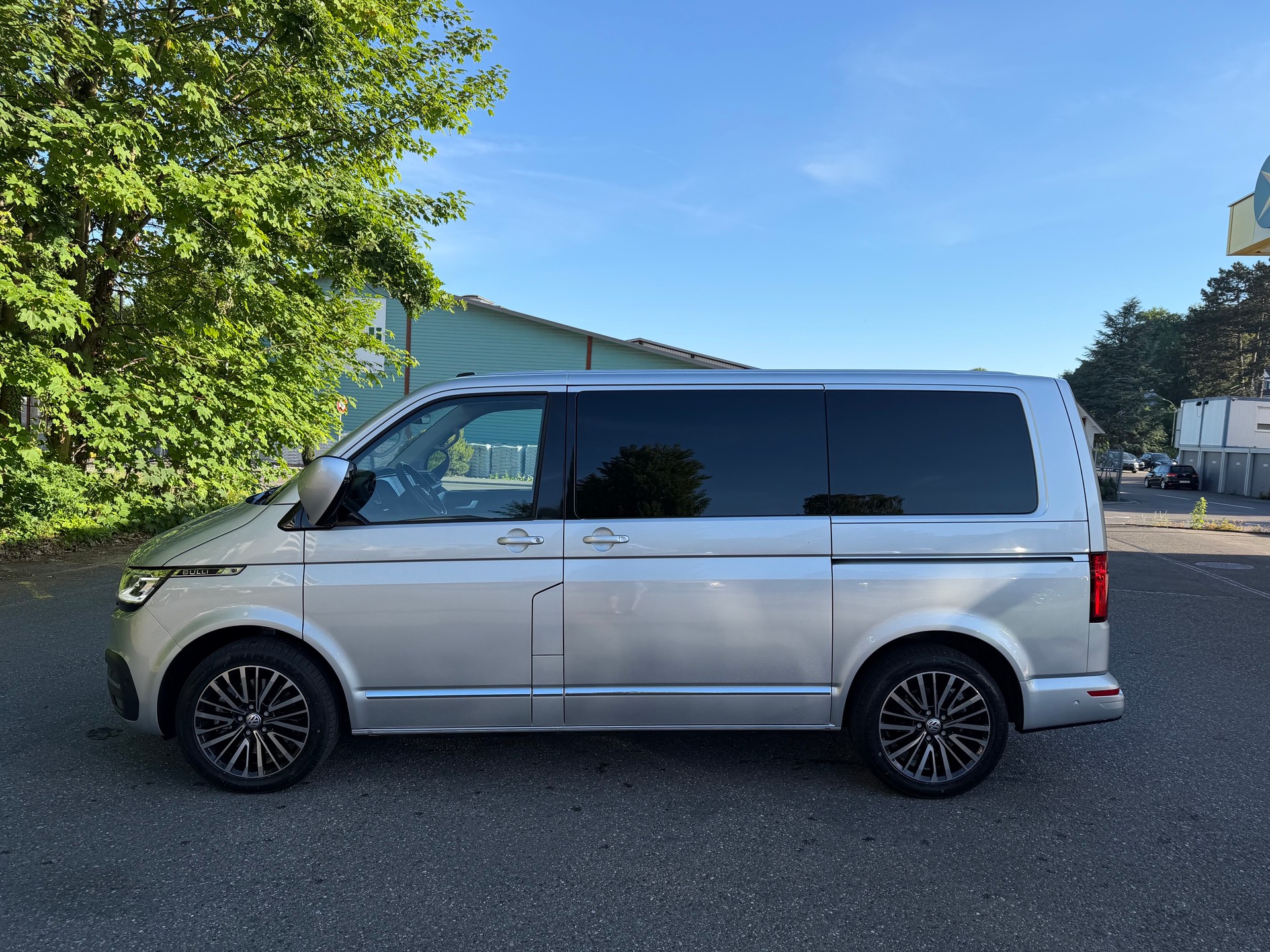 VW T6.1 Multivan 2.0 Bi-TDI Highline 4Motion DSG-showroom-element-1