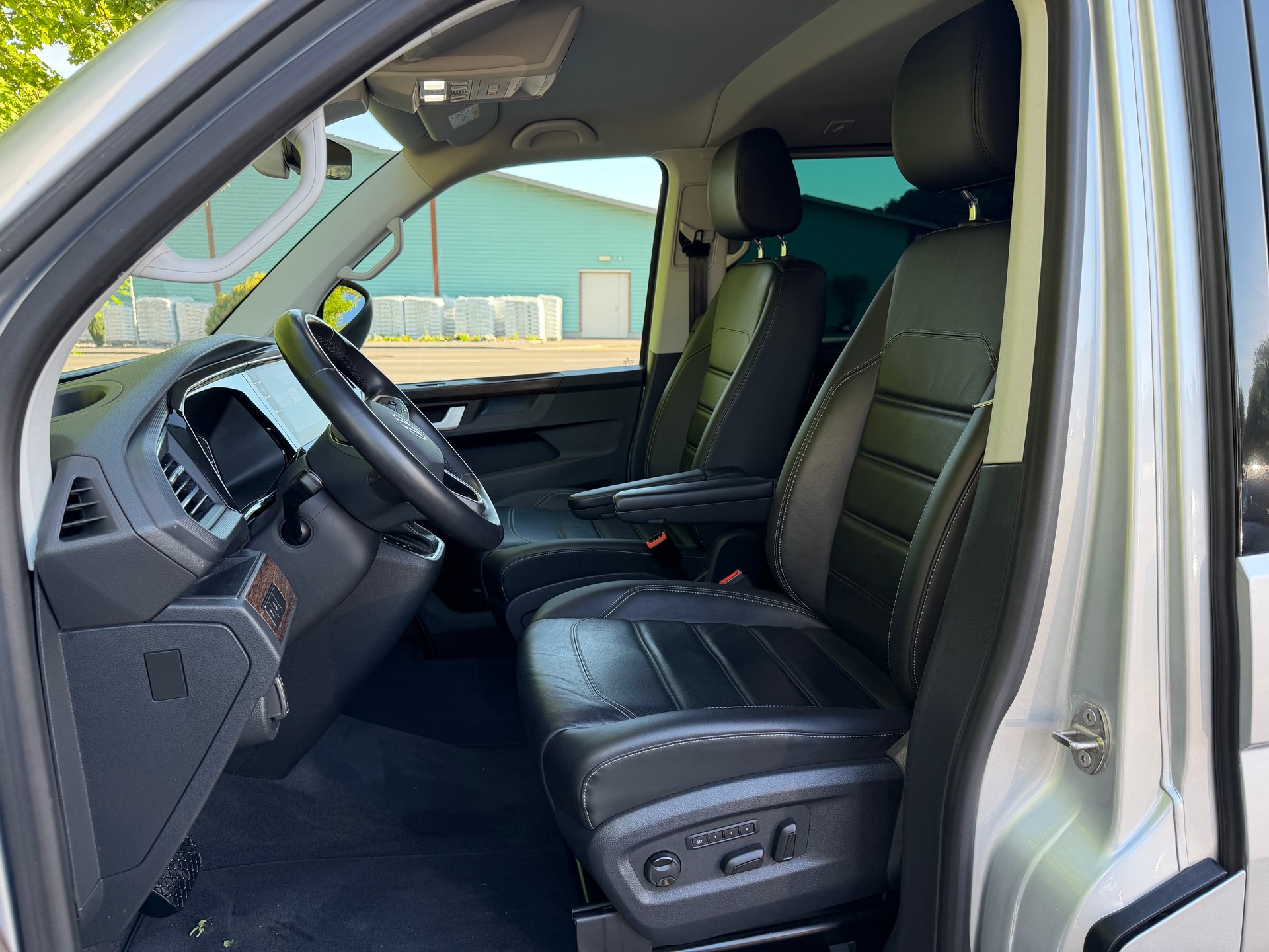 VW T6.1 Multivan 2.0 Bi-TDI Highline 4Motion DSG-showroom-element-2