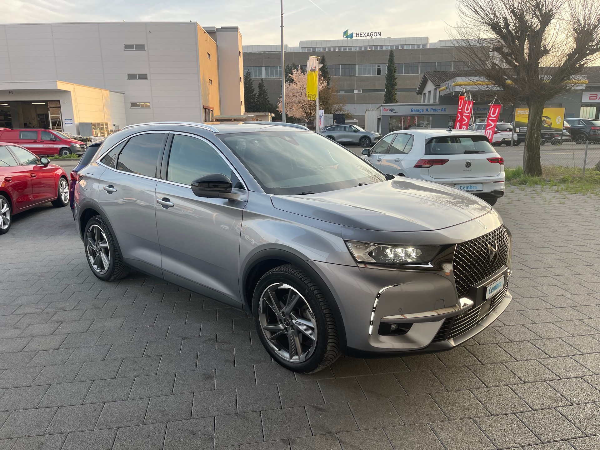DS AUTOMOBILES DS 7 Crossback E-Tense 300 4x4 Louvre-image-3