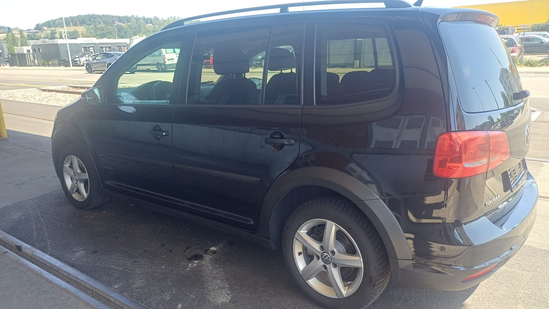 VW CrossTouran 1.4 TSI DSG-image-3
