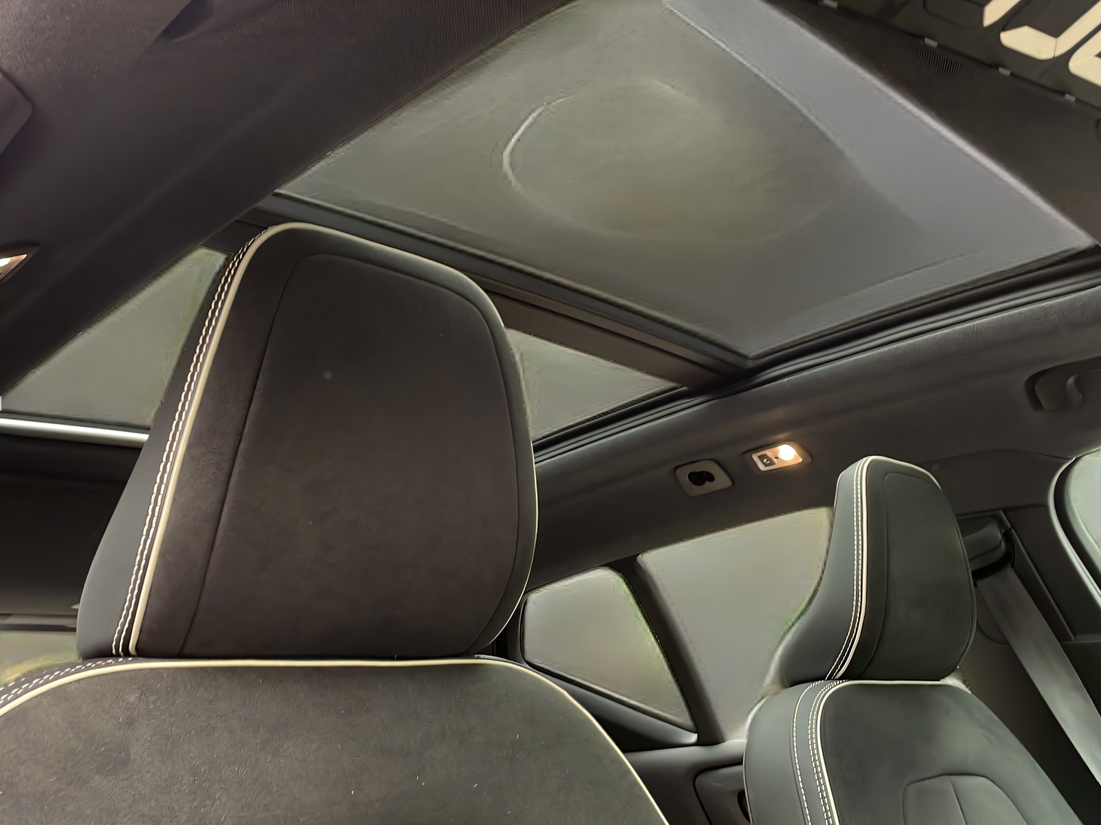 VOLVO XC40 T5 TwE R-Design DCT-image-14