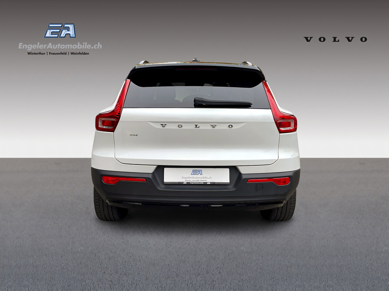 VOLVO XC40 T5 TwE R-Design DCT-image-4