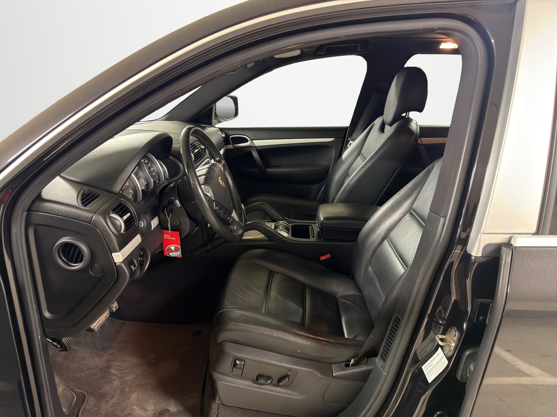 PORSCHE Cayenne S-image-8