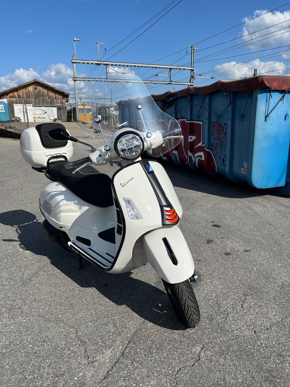 PIAGGIO GTS Super Sport-image-6