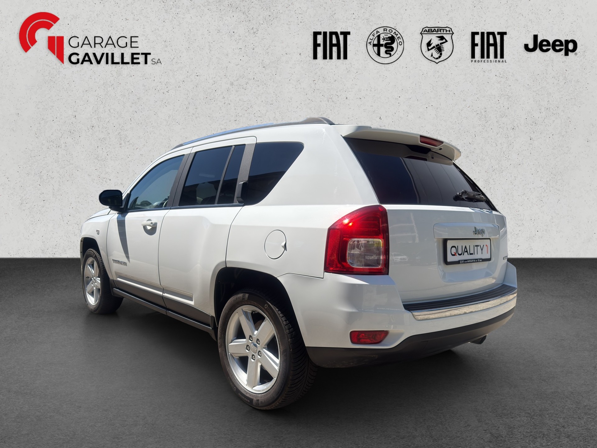 JEEP Compass 2.4 Limited CVT-image-3