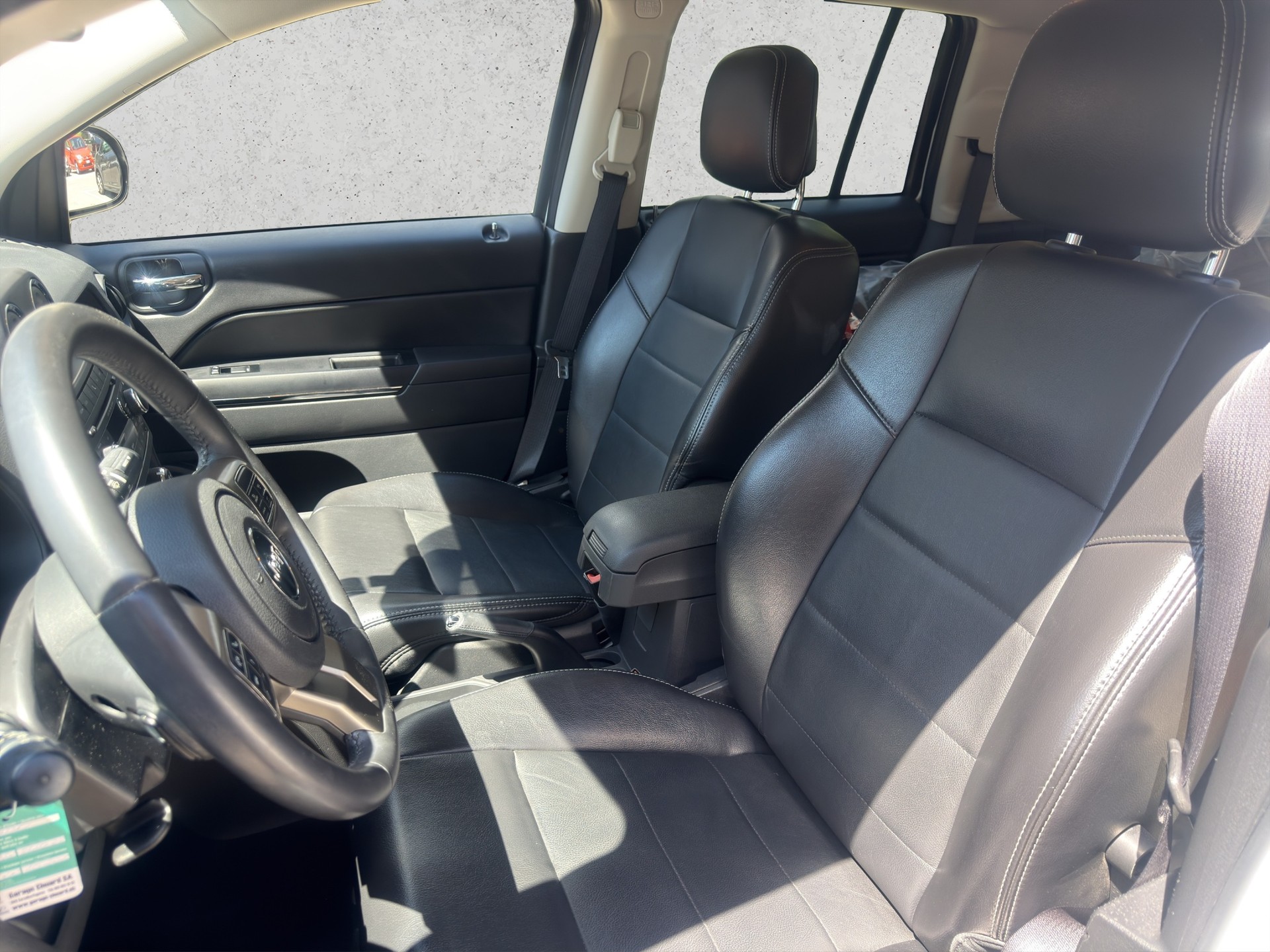 JEEP Compass 2.4 Limited CVT-image-9
