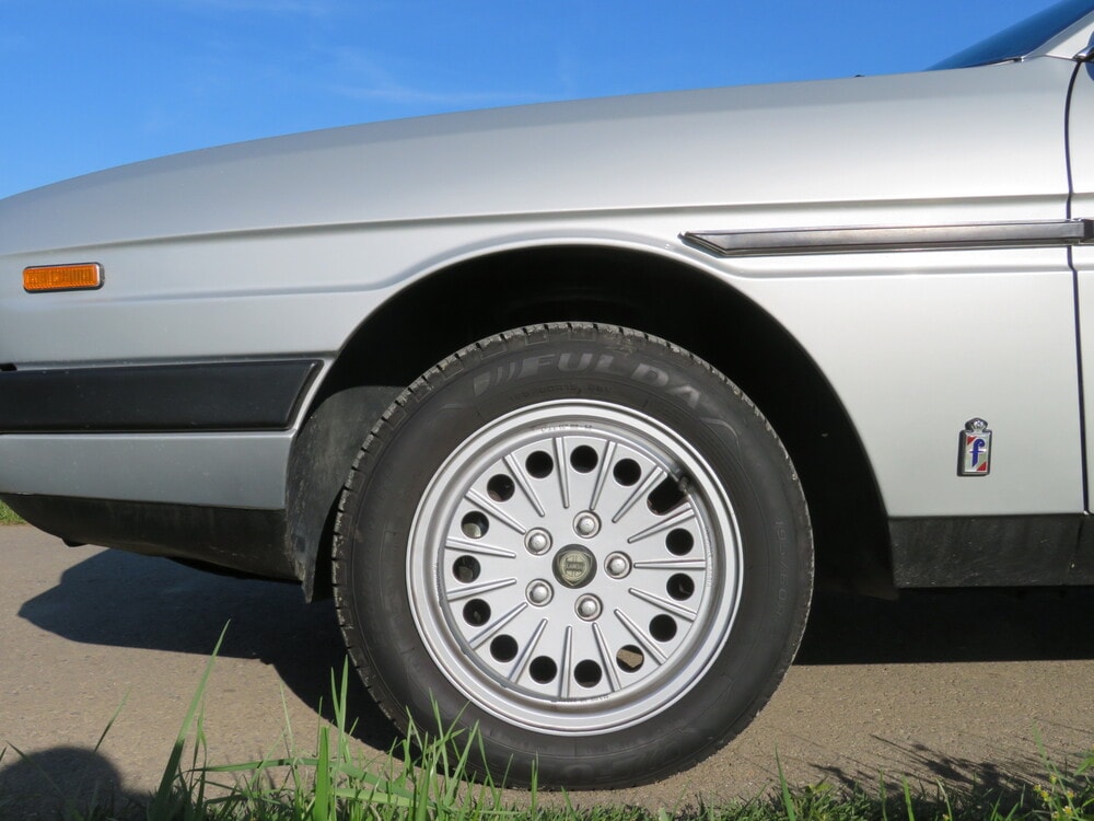 LANCIA Gamma 2500 i.e.-image-14