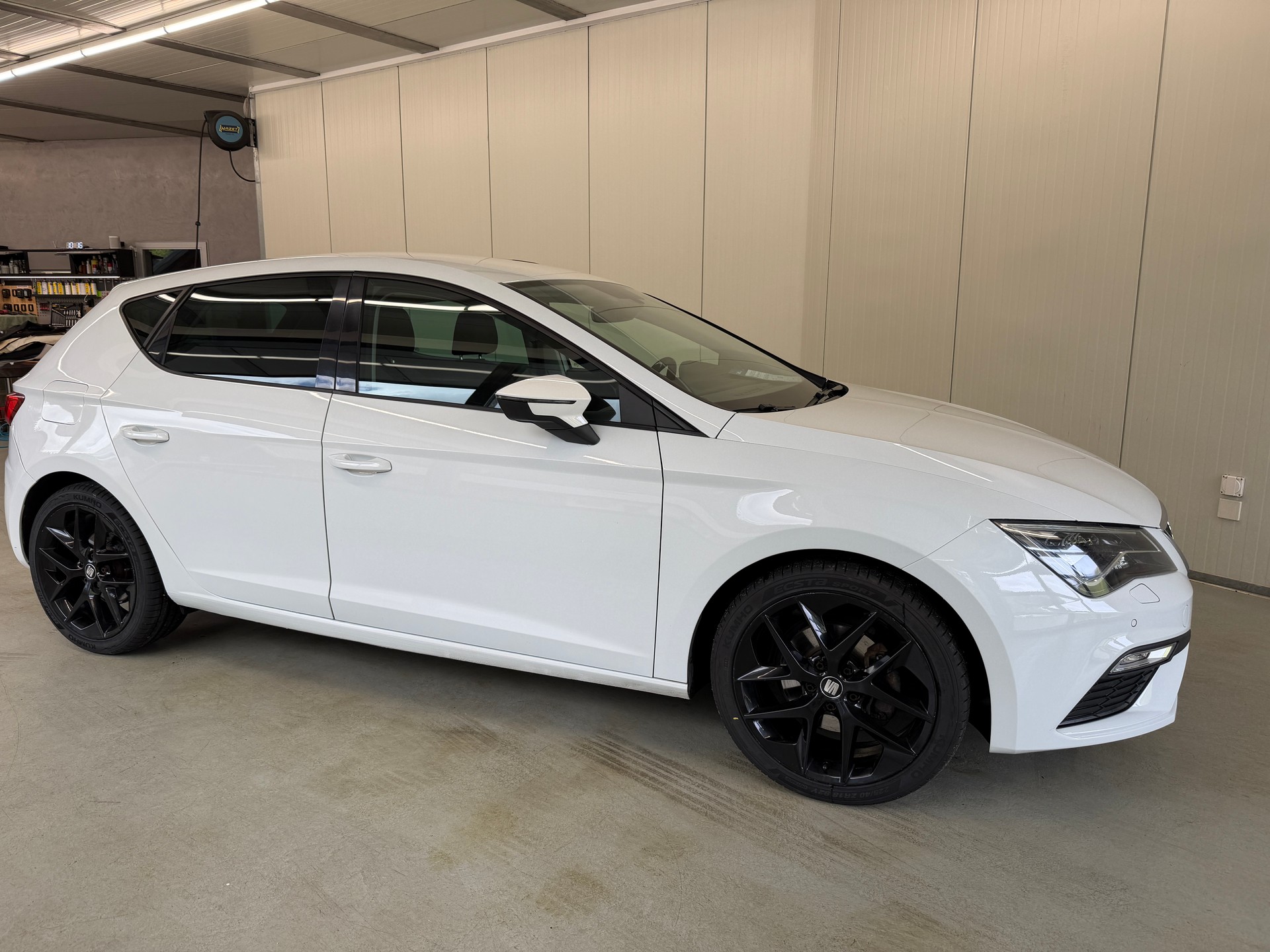 SEAT Leon 1.4 TSI FR DSG-showroom-element-2