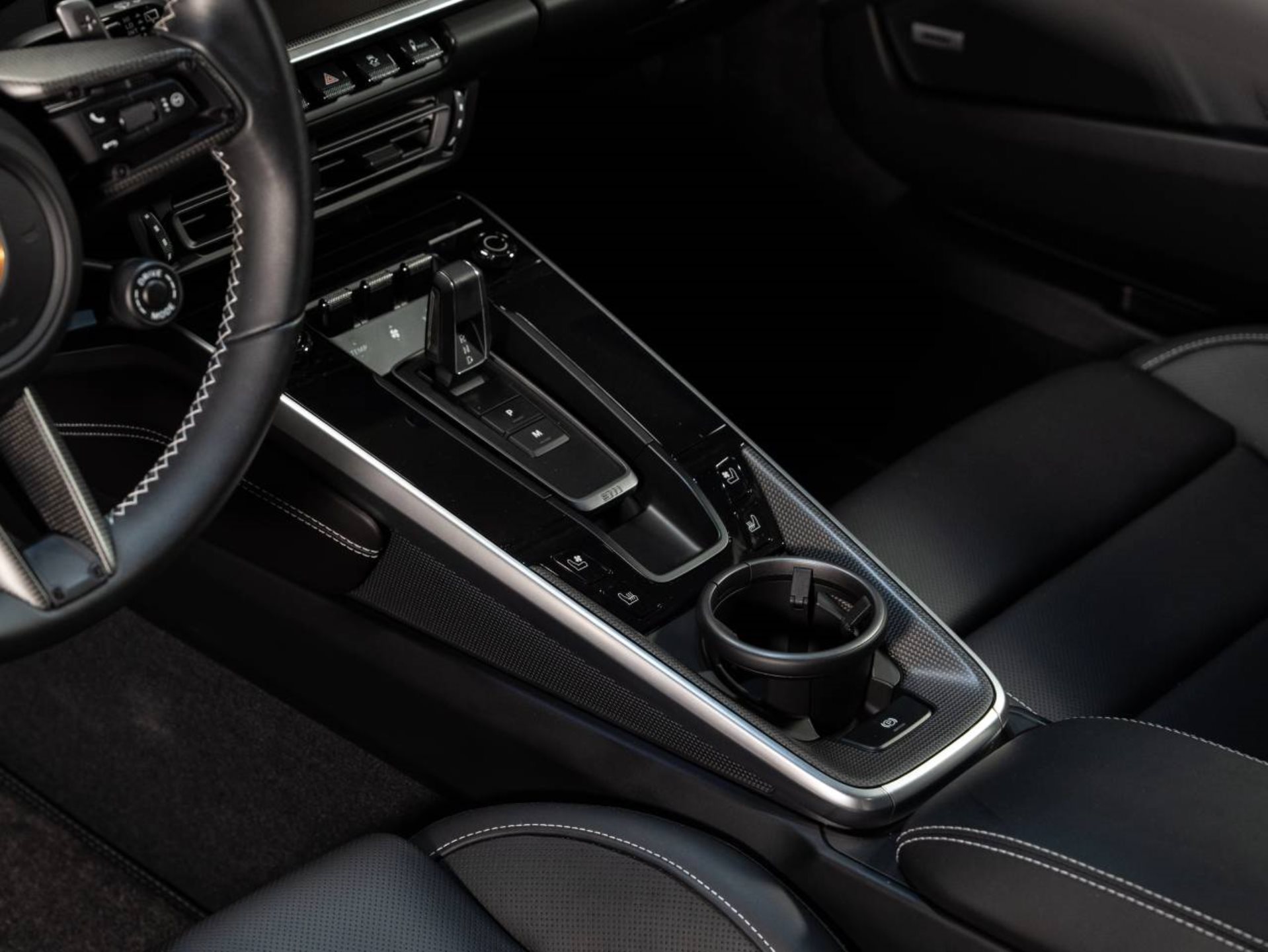 PORSCHE 911 Turbo S-image-13