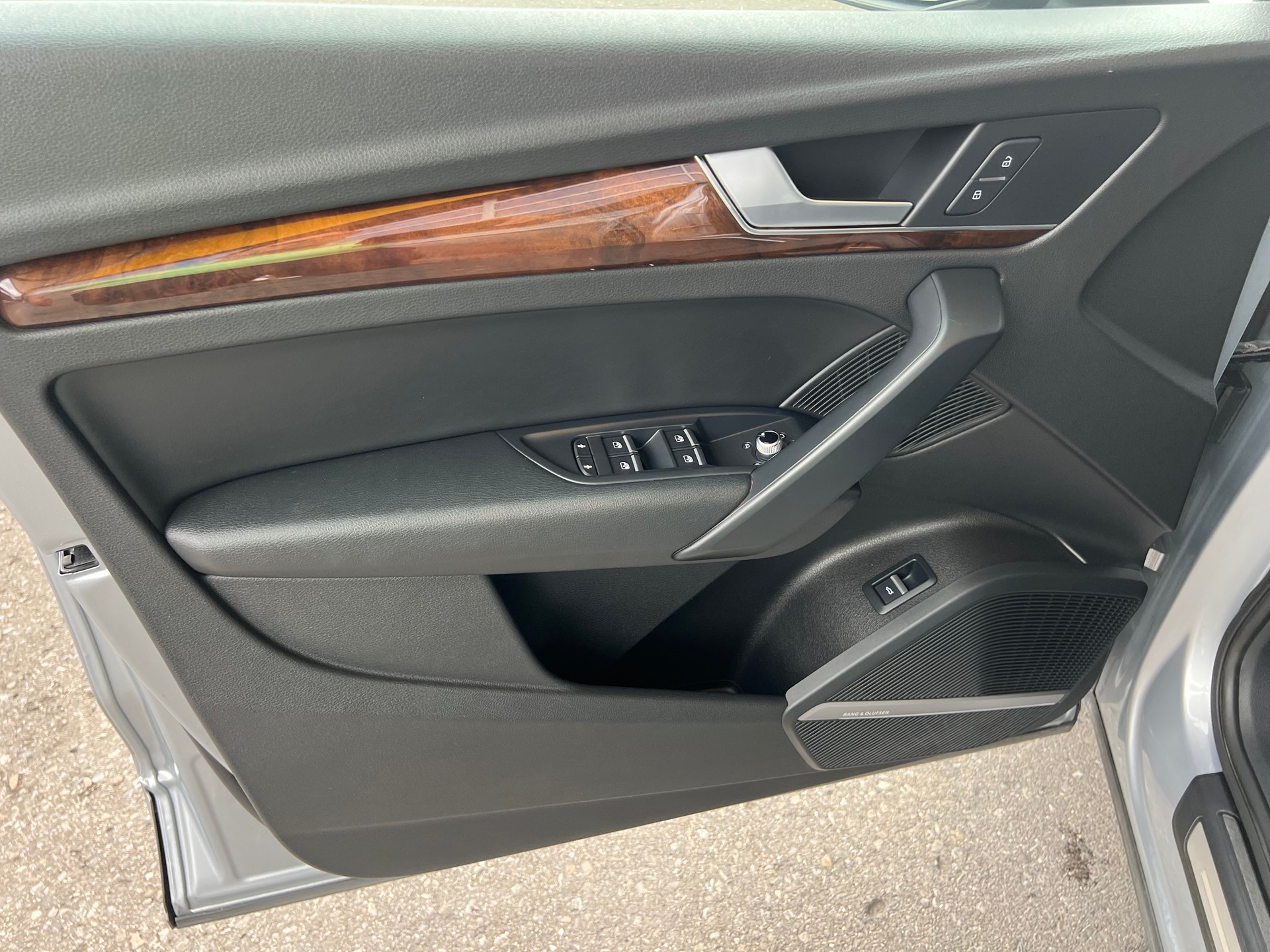 AUDI Q5 3.0 TDI S-Line sport 4x4 tiptronic *** Leder * Head-Up Display * Matrix LED Scheinwerfer * Bang & Olufsen Sound ***-image-23