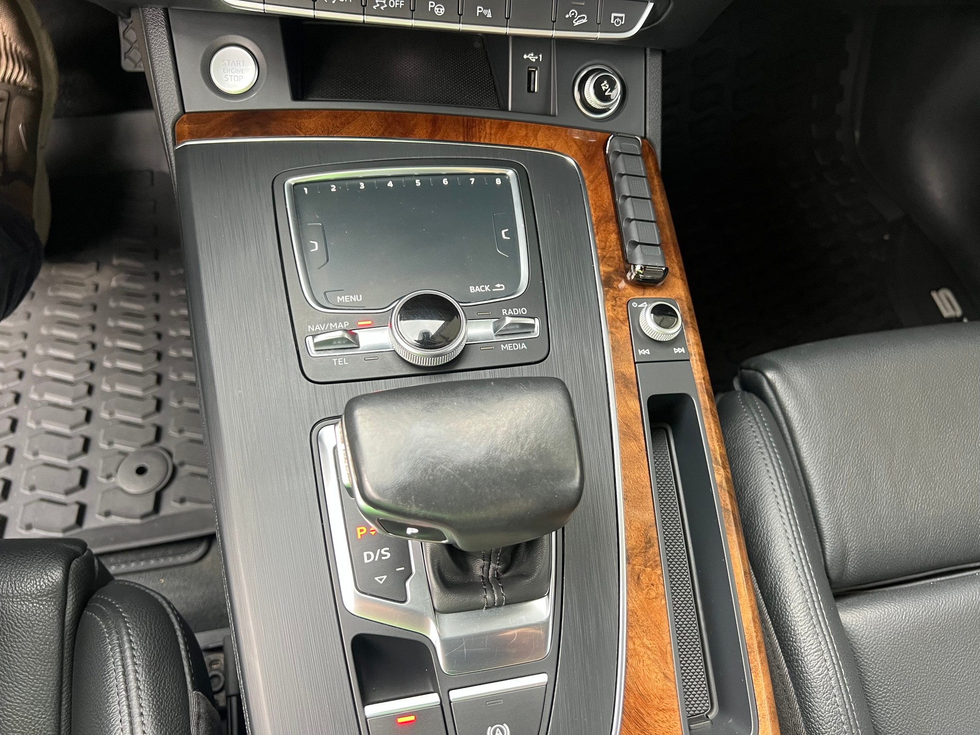 AUDI Q5 3.0 TDI S-Line sport 4x4 tiptronic *** Leder * Head-Up Display * Matrix LED Scheinwerfer * Bang & Olufsen Sound ***-image-25